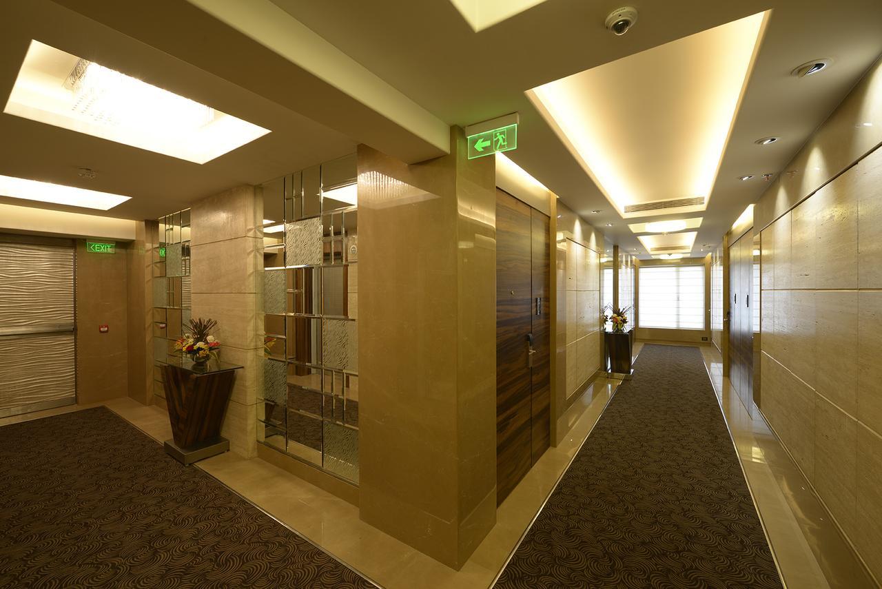 Genesis Hotel Near Mumbai Airport Buitenkant foto